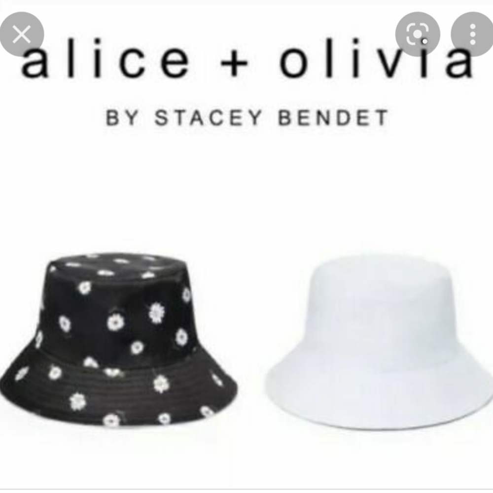 BNWT Alice and Olivia Reversible Bucket Hat